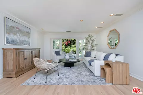 4591 De Celis Pl, Encino, CA 91436 photo 9