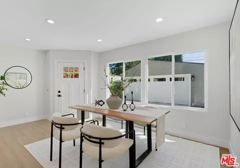 Dining - 418 Delaware Rd, Burbank, CA 91504 photo 1 of 1
