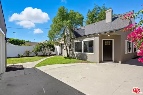 Exterior - 418 Delaware Rd, Burbank, CA 91504 photo 5 of 8