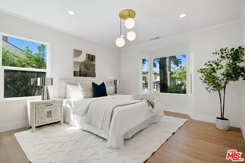 Bedroom - 418 Delaware Rd, Burbank, CA 91504 photo 3 of 5