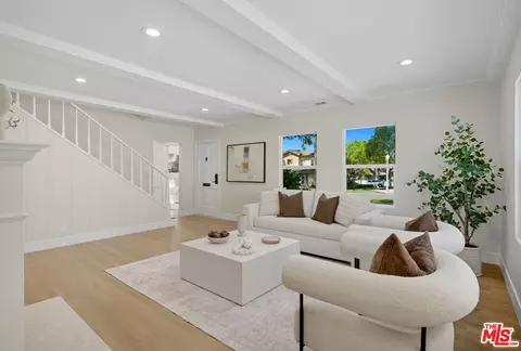 Other - 418 Delaware Rd, Burbank, CA 91504 photo 3 of 5