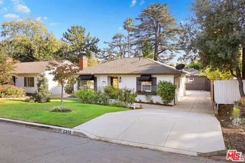 2212 E Crary St, Pasadena, CA 91104 photo 2