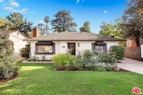 2212 E Crary St, Pasadena, CA 91104 photo 3