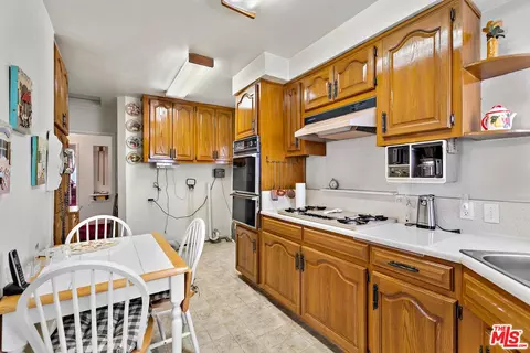 Kitchen - 1026 E 150th St, Compton, CA 90220 photo 1 of 4