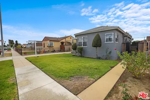 Exterior - 1026 E 150th St, Compton, CA 90220 photo 2 of 9