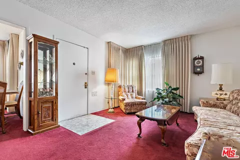 Living - 1026 E 150th St, Compton, CA 90220 photo 2 of 4