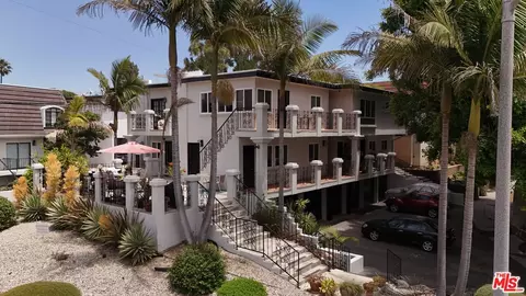 7851 Talbert St, Playa Del Rey, CA 90293