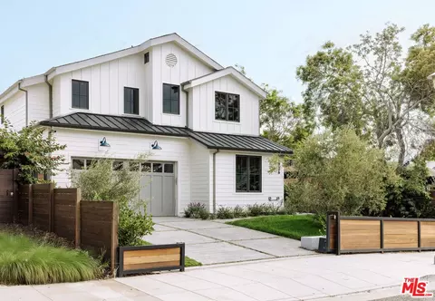 1726 Pier Ave, Santa Monica, CA 90405