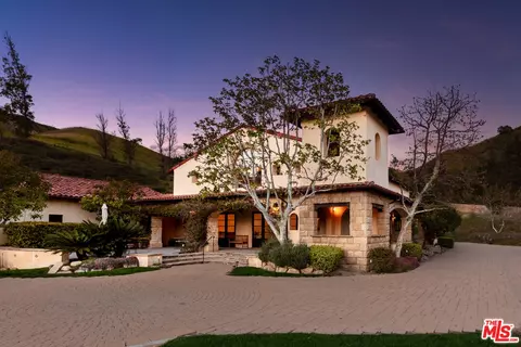 Exterior - 6914 Solano Verde Dr, Somis, CA 93066 photo 2 of 10