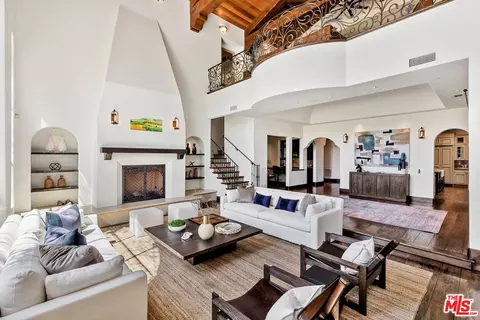 Living - 6914 Solano Verde Dr, Somis, CA 93066 photo 1 of 6