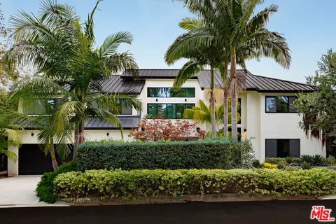 13524 Deste Dr, Pacific Palisades, CA 90272