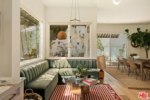 6491 Rodgerton Dr, Los Angeles, CA 90068