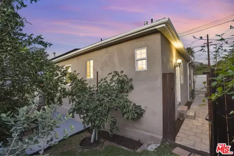 10129 Plainview Ave, Tujunga, CA 91042 photo 46