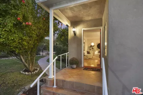 10129 Plainview Ave, Tujunga, CA 91042 photo 41