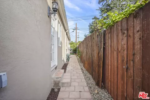 10129 Plainview Ave, Tujunga, CA 91042 photo 38