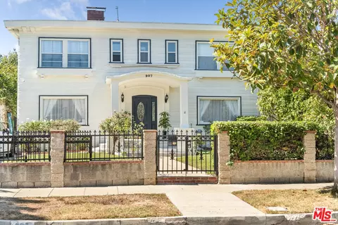 907 Westchester Pl, Los Angeles, CA 90019