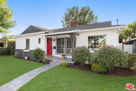 5831 Buffalo Ave, Valley Glen, CA 91401