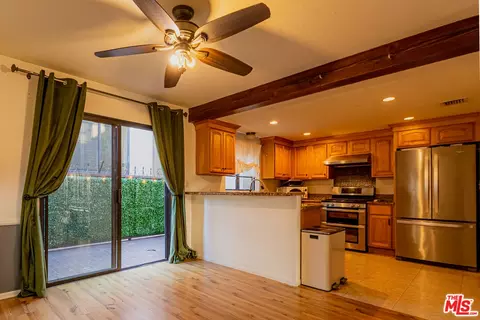 645 Magnolia Blvd #C, Burbank, CA 91501