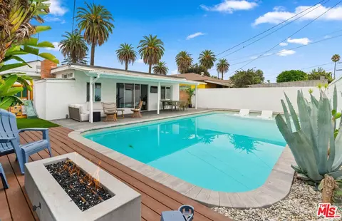 2451 Oregon Ave, Long Beach, CA 90806