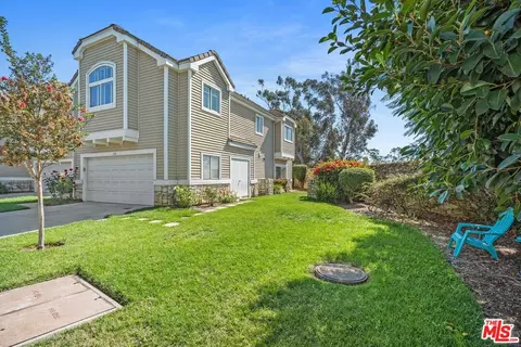 439 Orange Grove Pl, Pasadena, CA 91103 photo 2