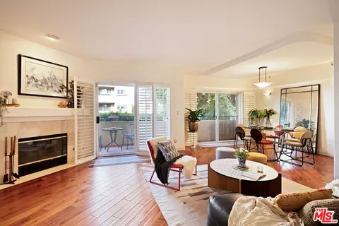 1811 Manning Ave #101, Los Angeles, CA 90025