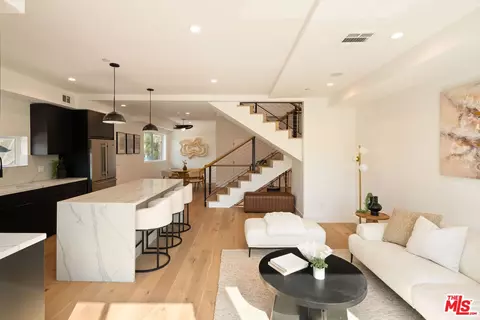 6048 Burwood Ave, Los Angeles, CA 90042