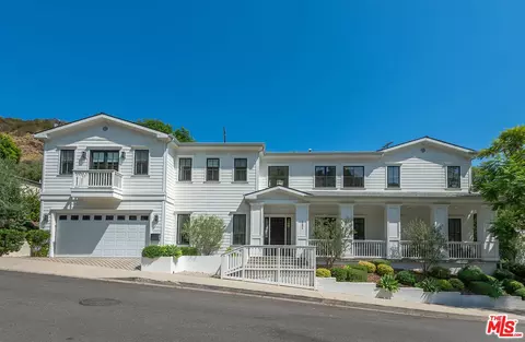 1254 N Norman Pl, Los Angeles, CA 90049