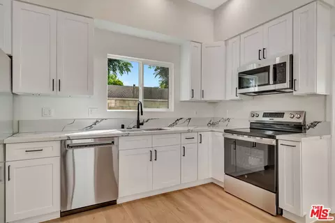 11108 Norris Ave, Pacoima, CA 91331 photo 61