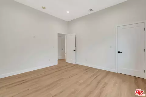 11108 Norris Ave, Pacoima, CA 91331 photo 16