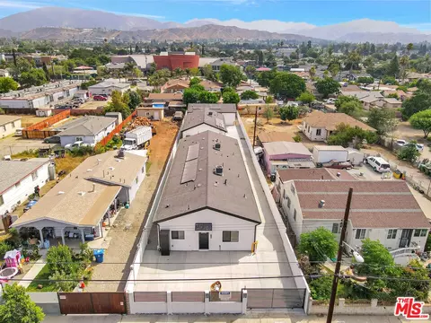 11108 Norris Ave, Pacoima, CA 91331 photo 2