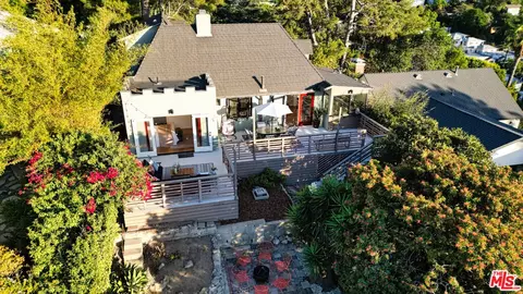 Exterior - 2131 Princeton Ave, Los Angeles, CA 90026 photo 6 of 21