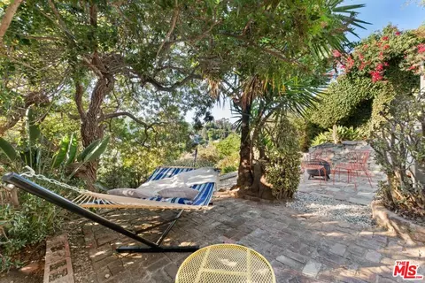Exterior - 2131 Princeton Ave, Los Angeles, CA 90026 photo 17 of 21
