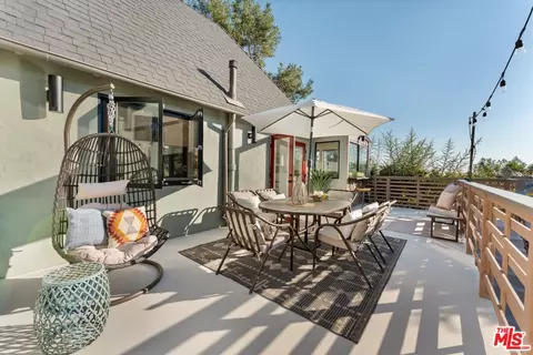 Exterior - 2131 Princeton Ave, Los Angeles, CA 90026 photo 8 of 21