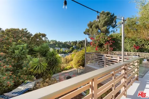 Exterior - 2131 Princeton Ave, Los Angeles, CA 90026 photo 14 of 21