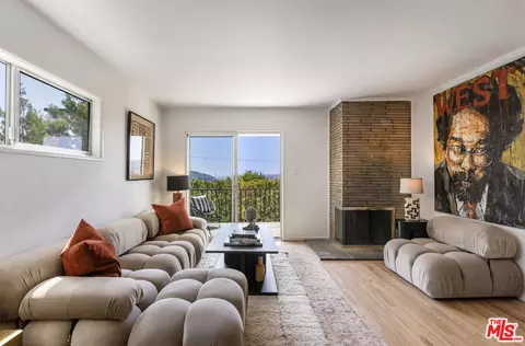 300 La Follette Dr, Los Angeles, CA 90042