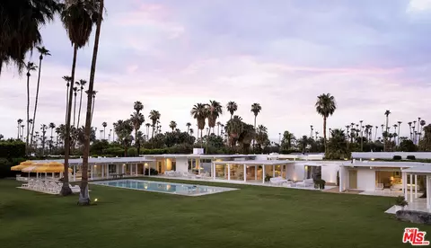 1323 S Driftwood Dr, Palm Springs, CA 92264