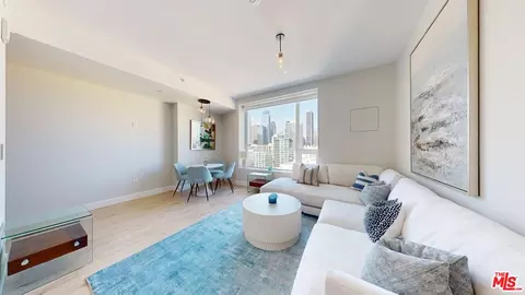 1050 S Grand Ave #1206, Los Angeles, CA 90015
