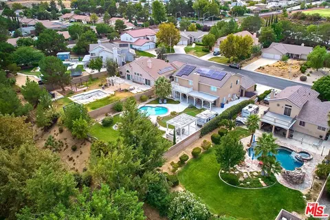 View/Area - 40824 Riverock Ln, Palmdale, CA 93551 photo 5 of 9