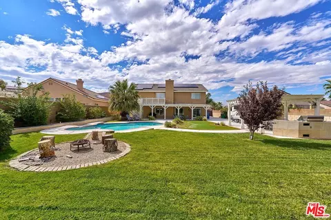 Exterior - 40824 Riverock Ln, Palmdale, CA 93551 photo 7 of 9