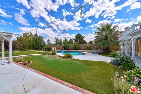 Exterior - 40824 Riverock Ln, Palmdale, CA 93551 photo 4 of 9