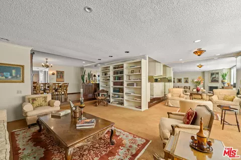 321 N Oakhurst Dr #403, Beverly Hills, CA 90210