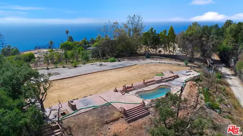 20729 Rockcroft Dr, Malibu, CA 90265