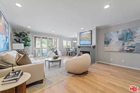 2320 S Bentley Ave #207, Los Angeles, CA 90064