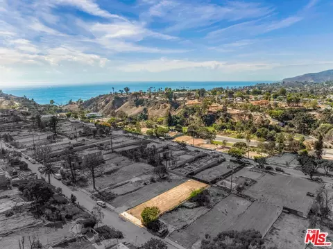 743 Haverford Ave, Pacific Palisades, CA 90272