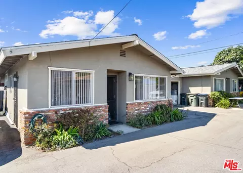 2383 Orange Ave, Costa Mesa, CA 92627 photo 3