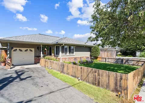 2383 Orange Ave, Costa Mesa, CA 92627 photo 6