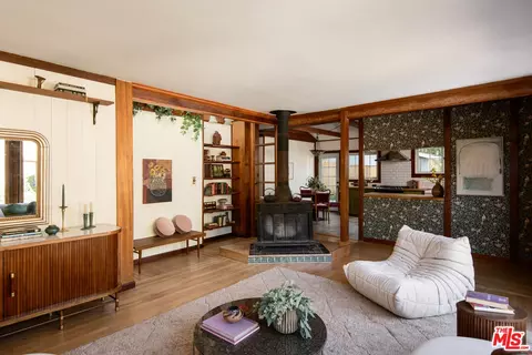301 Museum Dr, Los Angeles, CA 90065