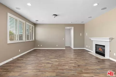 Living - 1061 Boulder Pl, Oceanside, CA 92057 photo 3 of 5