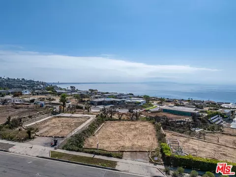3704 Seahorn Dr, Malibu, CA 90265