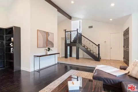6331 Geyser Ave, Tarzana, CA 91335 photo 6